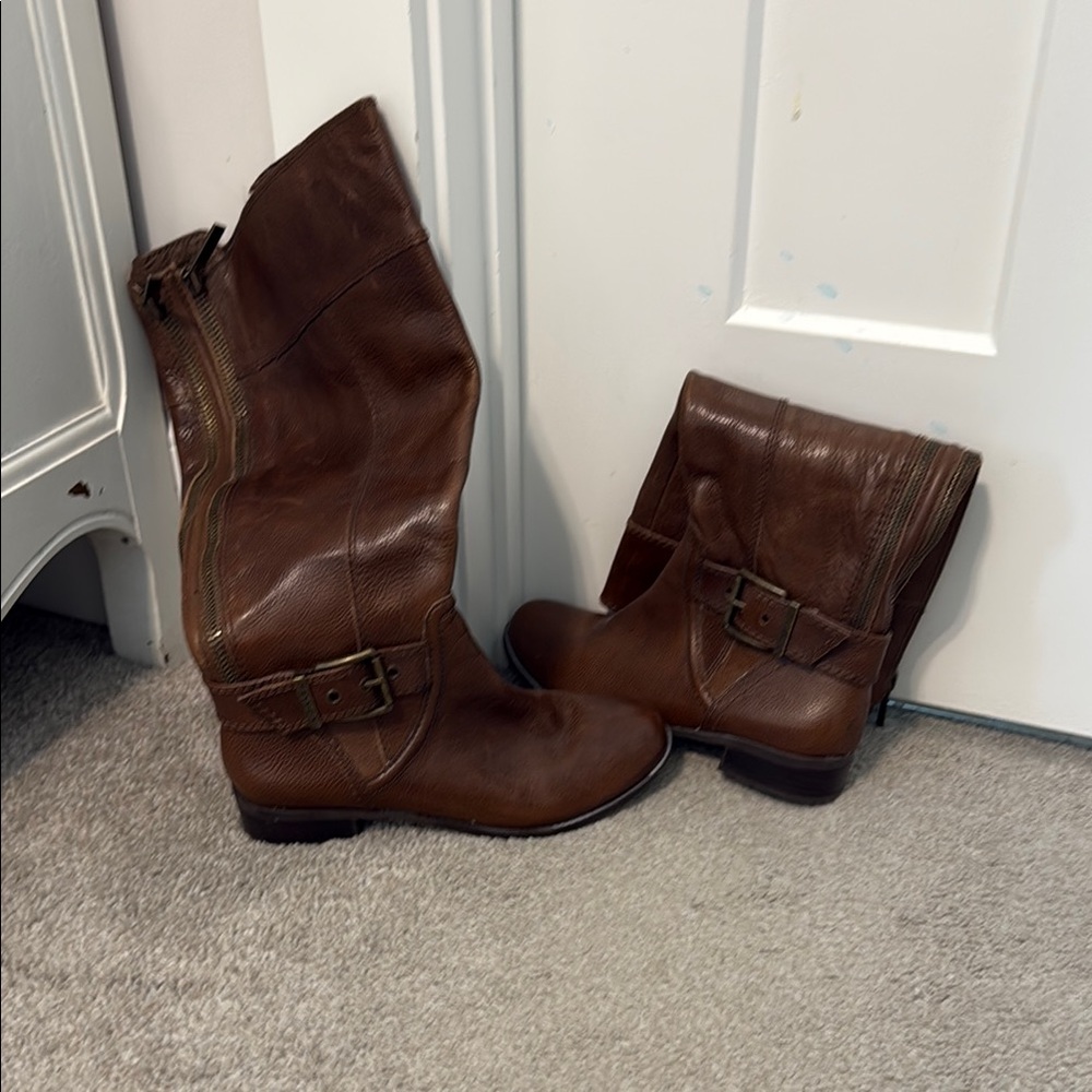 Gianni Bini Brown Leather Women's Boots
